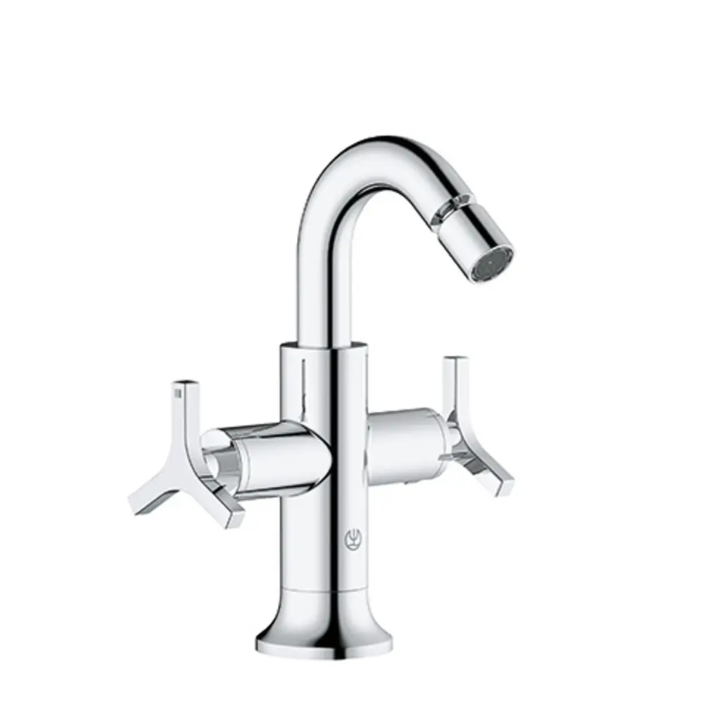 Chrome-farbene Kludi Bidetarmatur mit zwei Hebeln an den Seiten und einem geschwungenen Auslauf. Der Wasserstrahl wird durch den oberen Bereich des Auslaufs ausgegeben.
